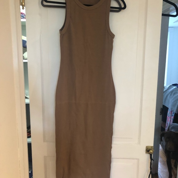NWT Lulus Ribbed Bodycon Midi Dress Taupe - Picture 4 of 7
